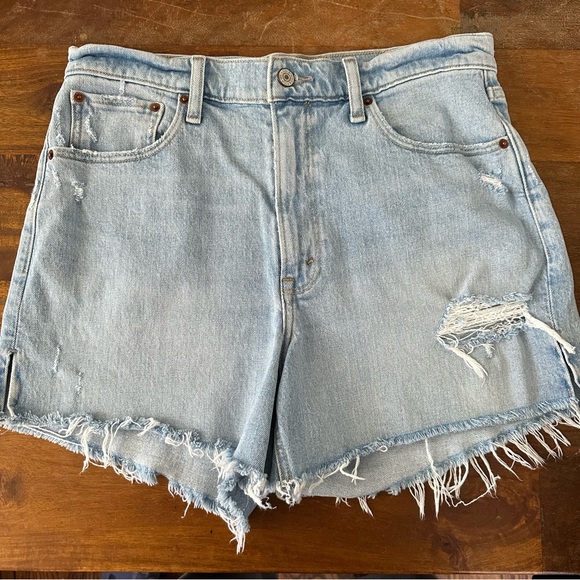 Abercrombie & Fitch Pants - Abercrombie & Fitch high rise Mom Short Distressed Light Blue Denim 29/8 4”